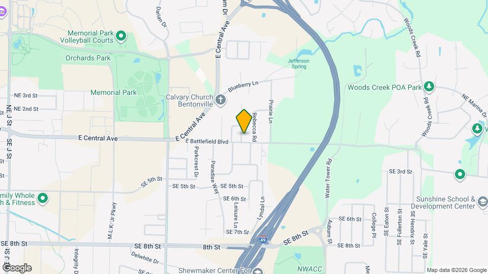 102 NE Larkspur Ln Mapa y Detalles de la Ubicación