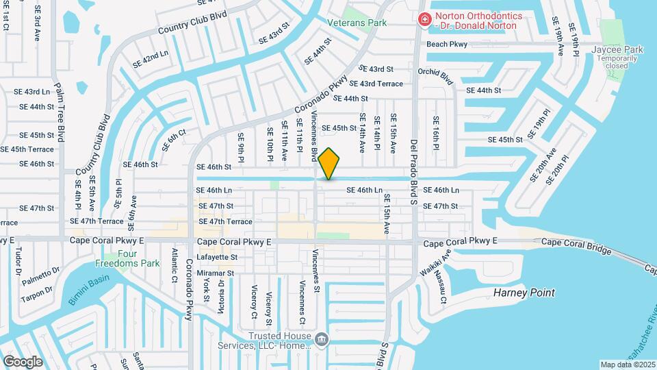 1215 SE 46th Ln Map and Location Details