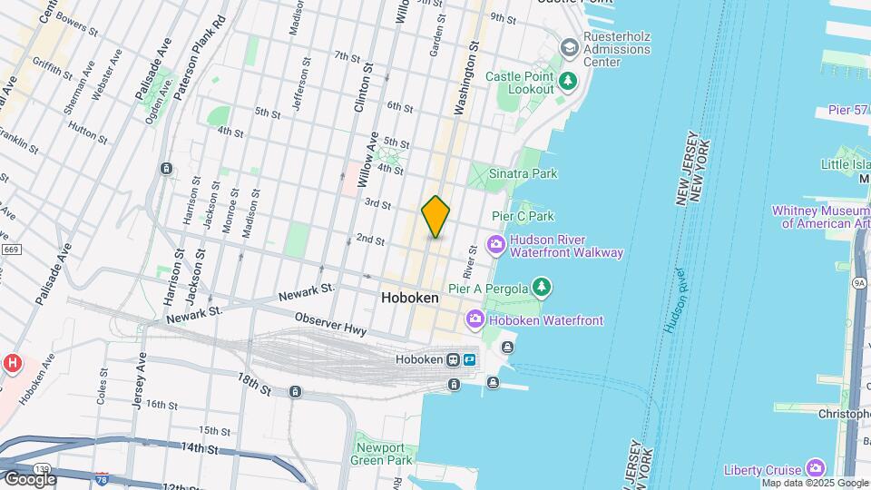 207 Washington St Map and Location Details