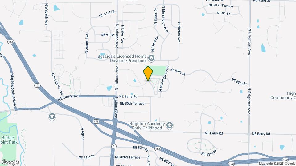 8646 N Cleveland Ln Mapa y Detalles de la Ubicación
