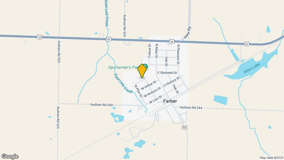 205 W Harrison St Map and Location Details