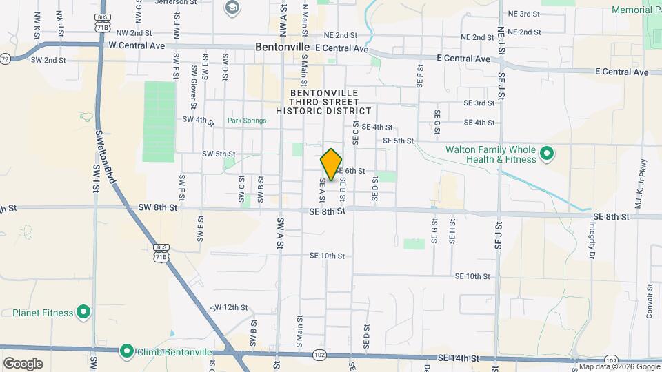 203 SE 7th St Map and Location Details