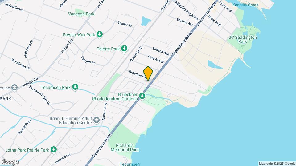 376 Lakeshore Rd W Map and Location Details