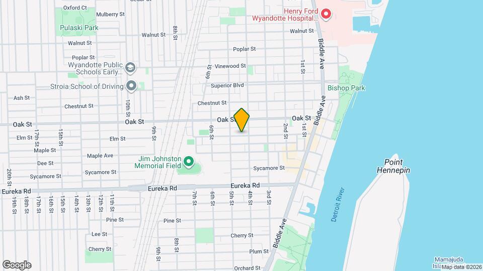 438 Elm St Map and Location Details