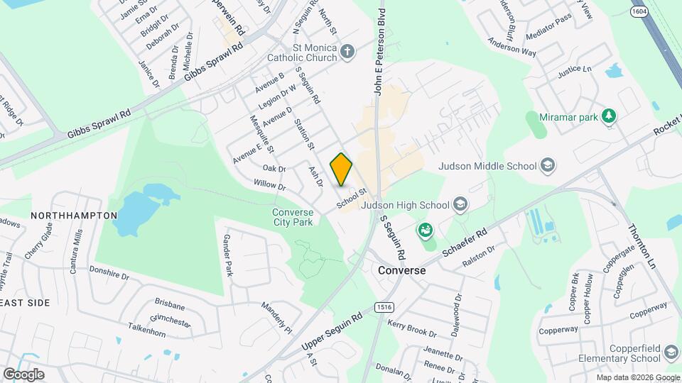 818 Station St Map and Location Details