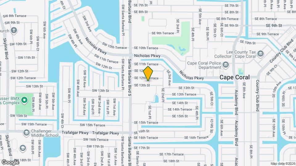 137 SE 13th St Map and Location Details