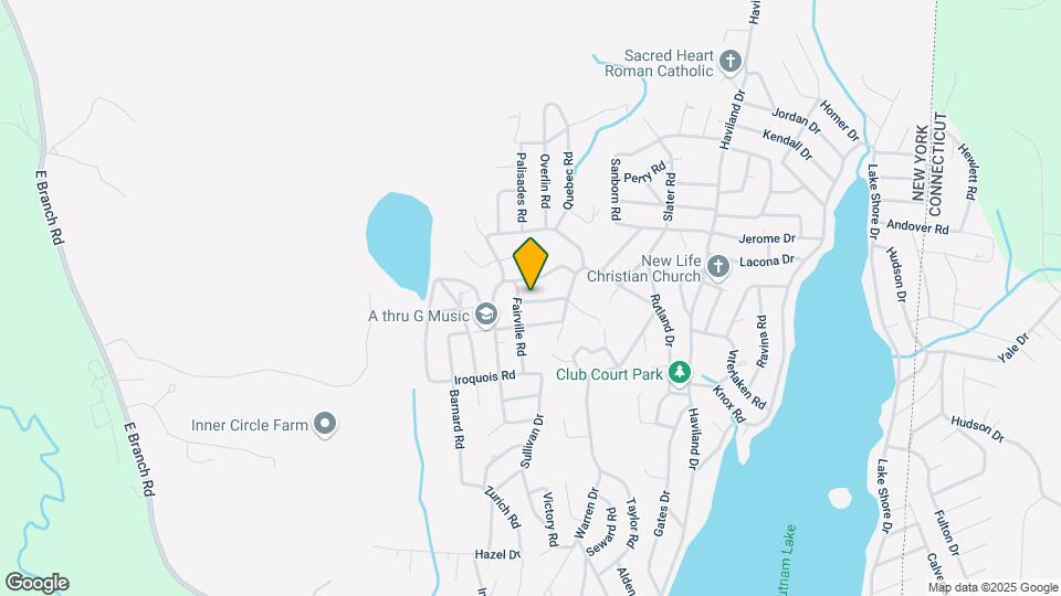 15 Quogue Rd Map and Location Details