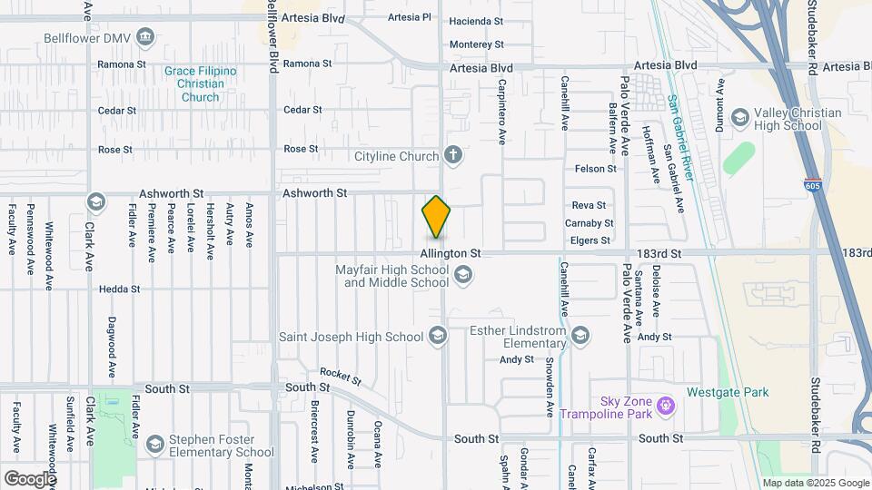 6105 Woodruff Ave Mapa y Detalles de la Ubicación