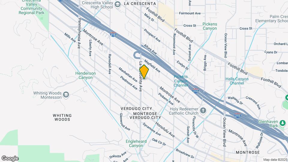 2754 Montrose Ave Map and Location Details