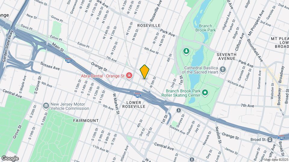 152 N 6th St Map and Location Details