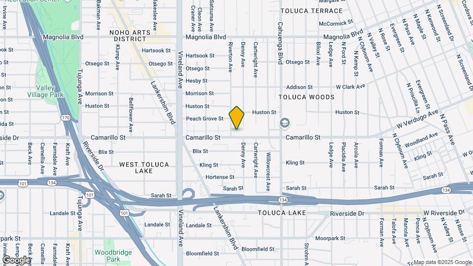10749 Camarillo St Map and Location Details