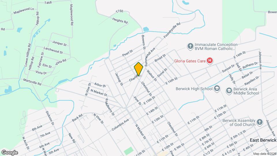 301303-303 Summerhill Ave Map and Location Details