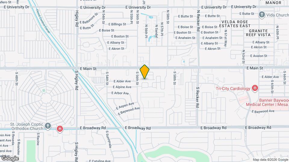 5637 E Alder Ave Mapa y Detalles de la Ubicación