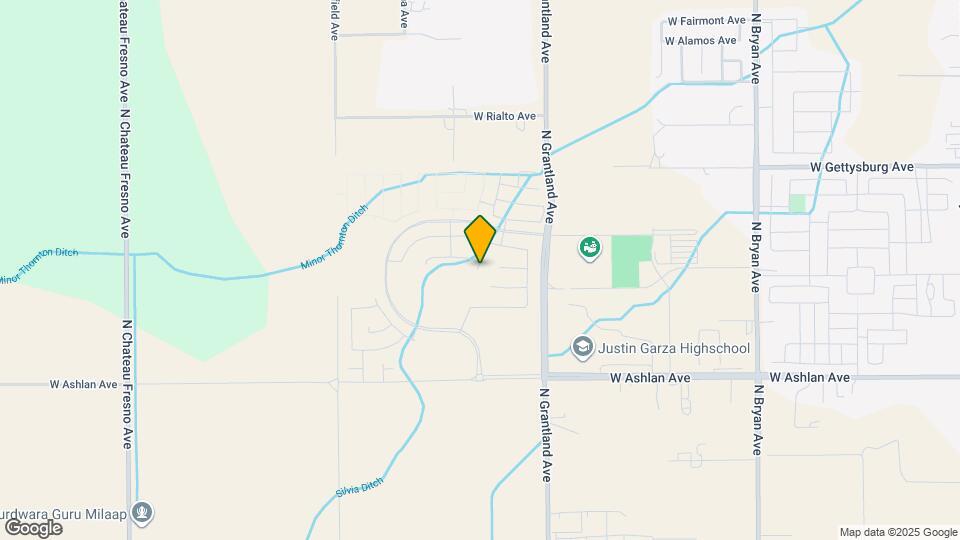 4252 N Phoenix Ave Map and Location Details