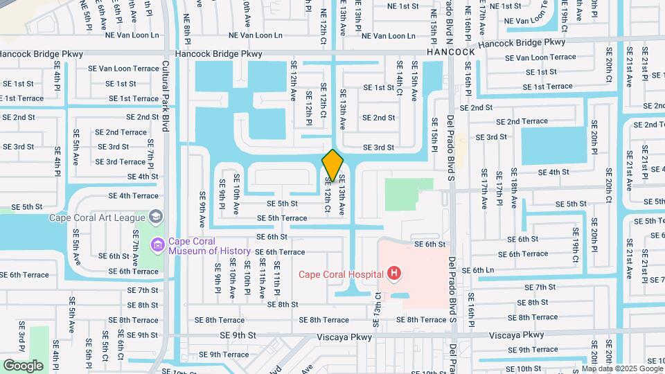 415 SE 12th Ct Map and Location Details