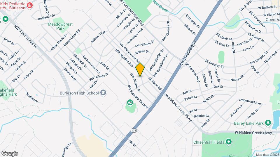 213 NW Jayellen Ave Map and Location Details