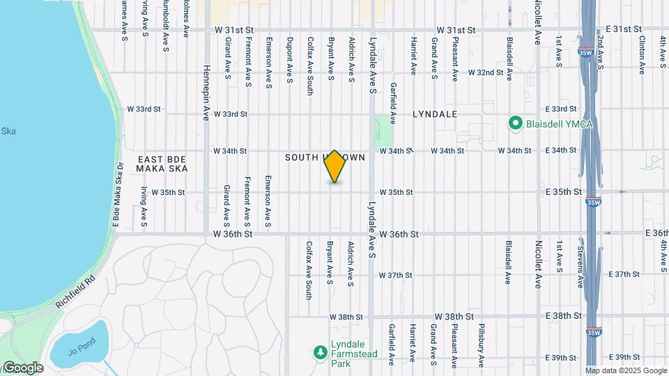 822 W 35th St Mapa y Detalles de la Ubicación