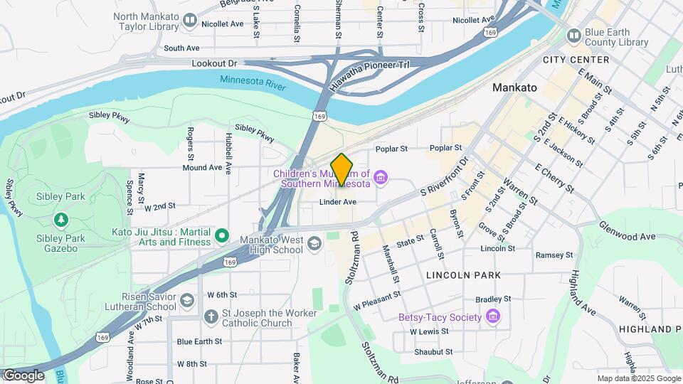 Lewis Lofts Map and Location Details