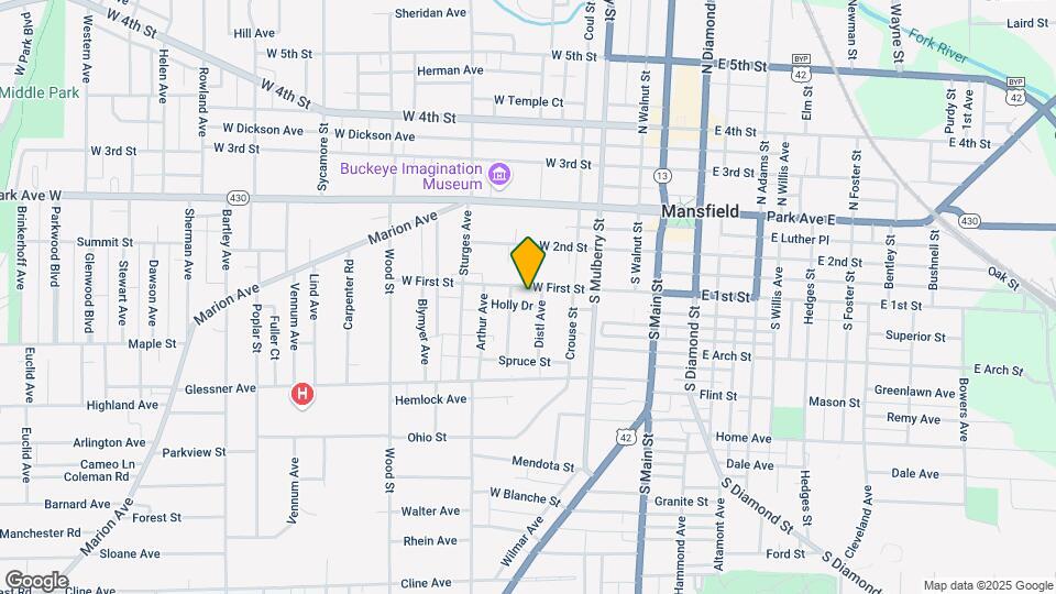 135 W 1st St, Unit 2 Map and Location Details