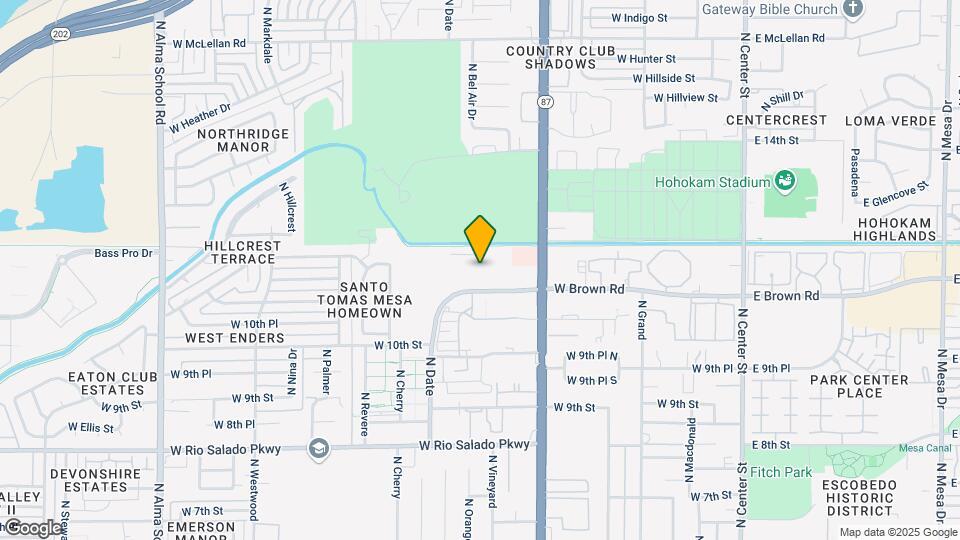 454 West Brown Apartments Map and Location Details