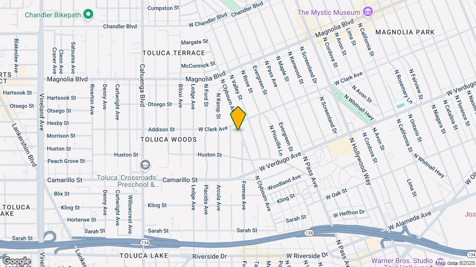 4975 Clybourn Ave Map and Location Details