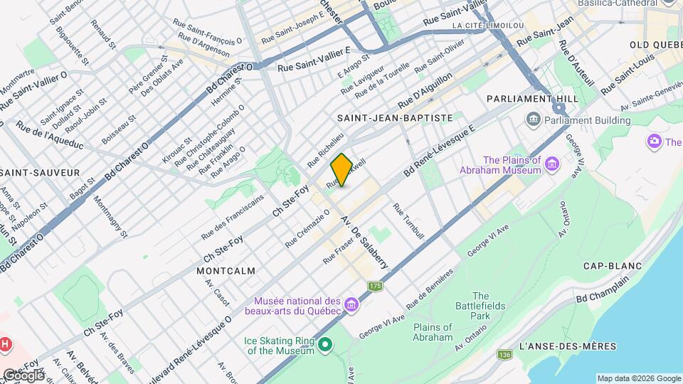 24 Crémazie Rue E Map and Location Details