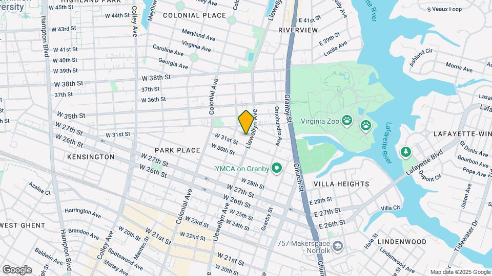 307 W 32nd St Map and Location Details