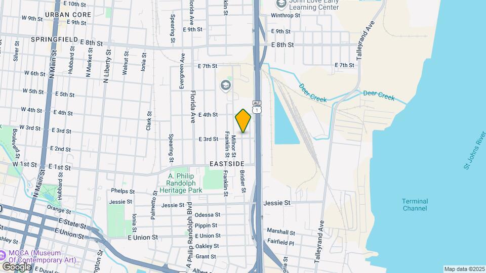 1305 E 3rd St Map and Location Details