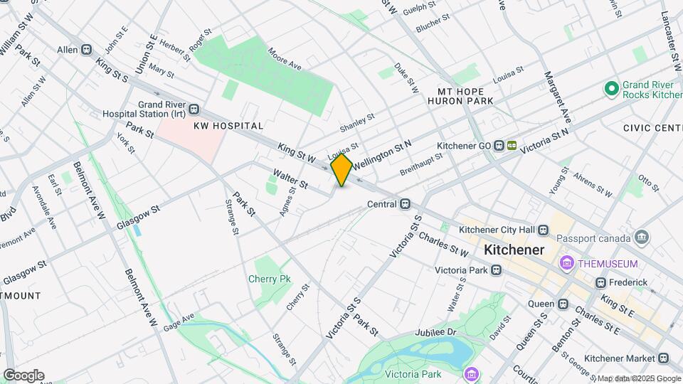 15 Wellington St Map and Location Details