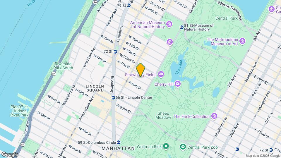 33 W 70th St Map and Location Details