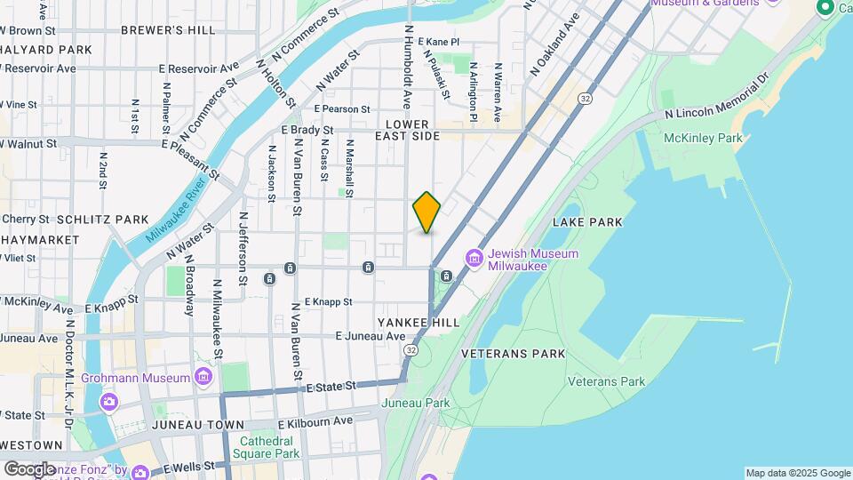 1447 N Franklin Pl Mapa y Detalles de la Ubicación