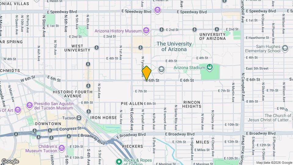 916 E 6th St Mapa y Detalles de la Ubicación