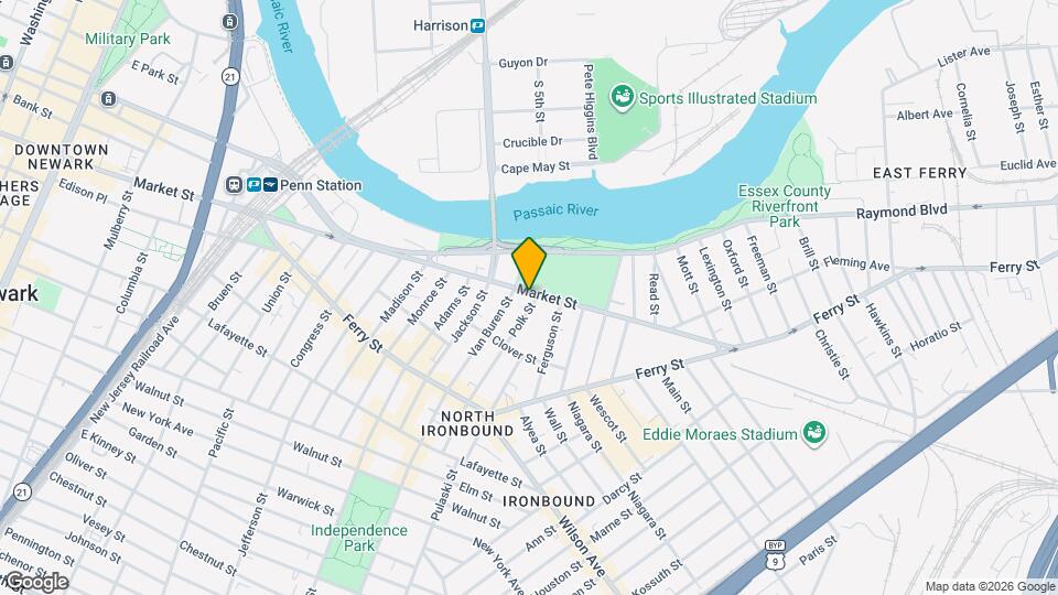 Riverbank Commons Mapa y Detalles de la Ubicación