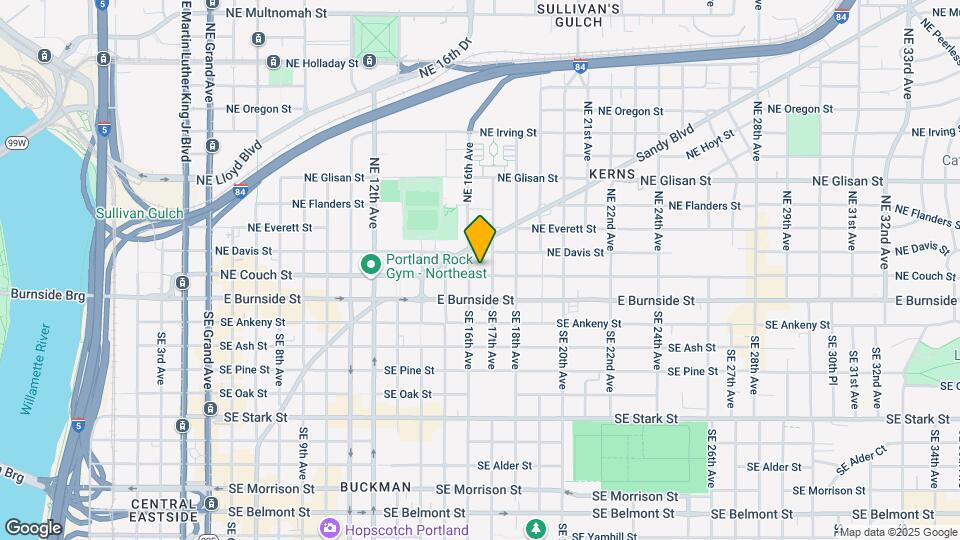 1617 NE Couch St Map and Location Details