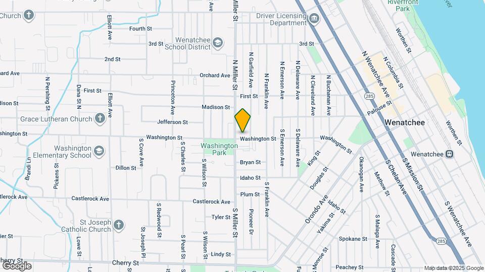 938 Washington St Map and Location Details