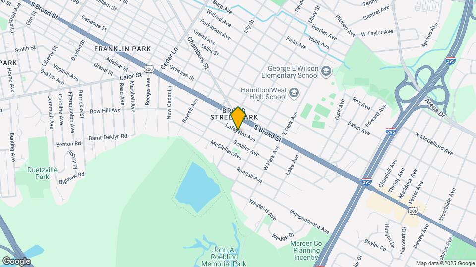 305 Lafayette Ave Map and Location Details