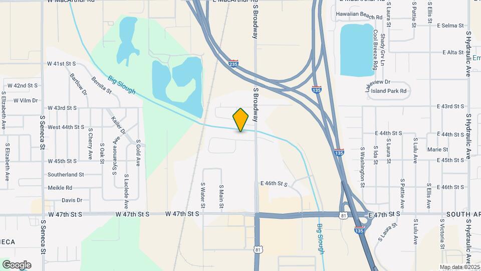 220 E 44th St S Map and Location Details