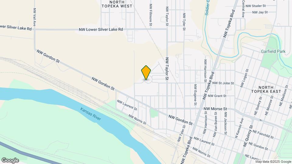 1104 NW Starlight Cir Map and Location Details