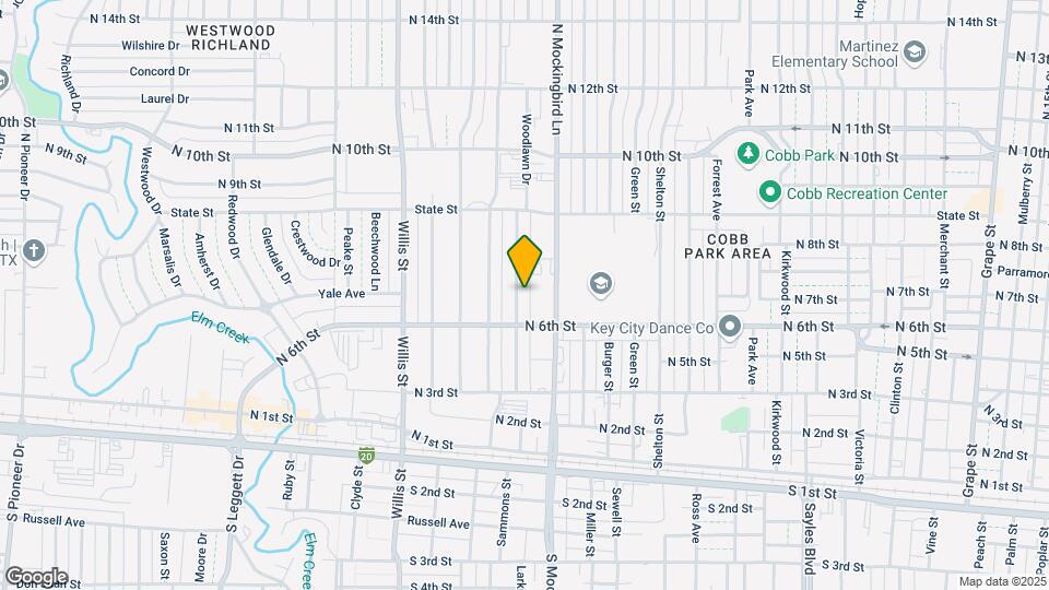 641 Woodlawn Dr Map and Location Details