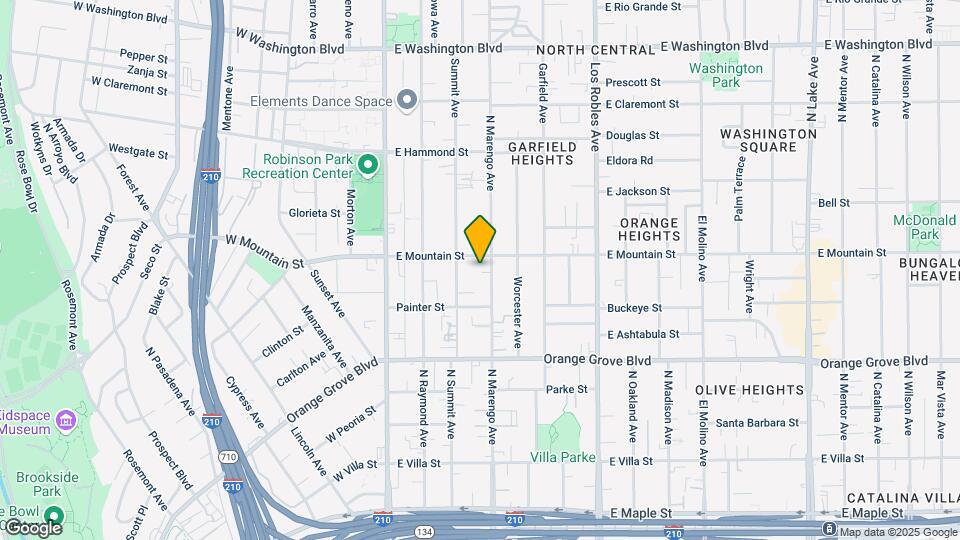 875-885 N Marengo Ave Mapa y Detalles de la Ubicación