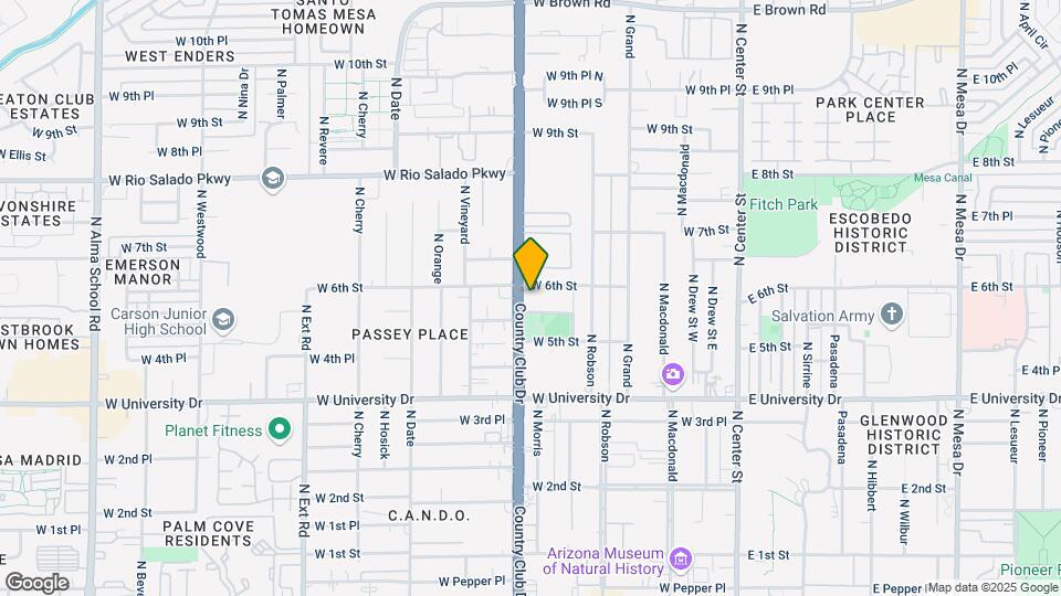 555-559 N Country Club Dr Map and Location Details