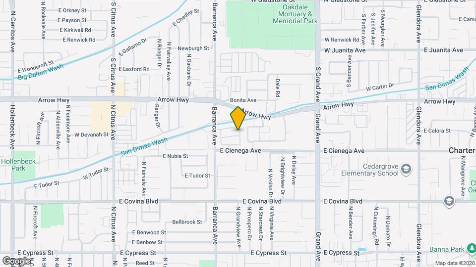 573 E Stephanie Dr Map and Location Details