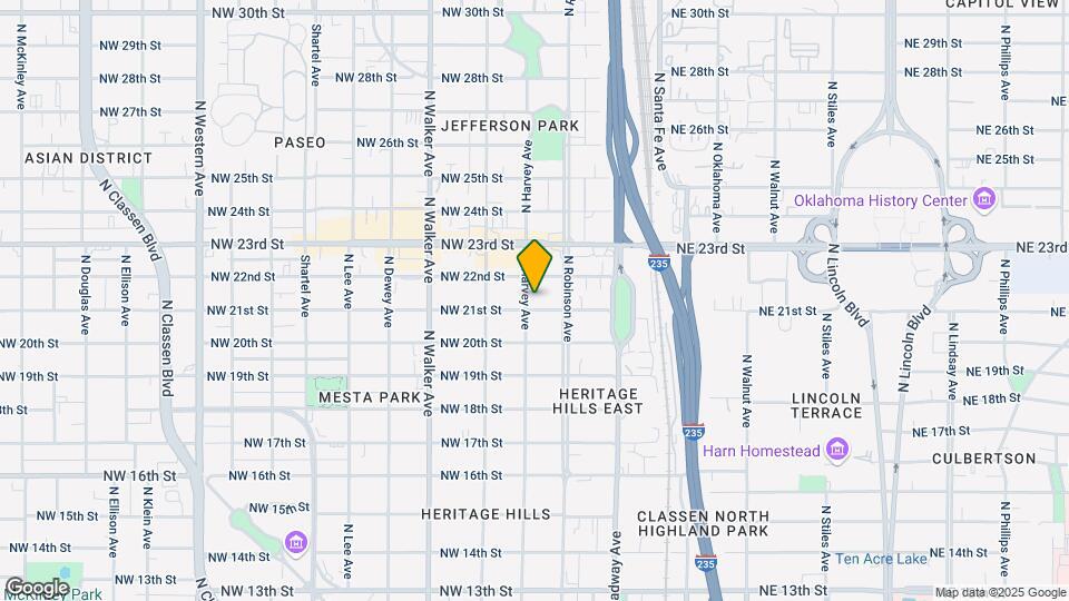 223 NW 21st St Map and Location Details