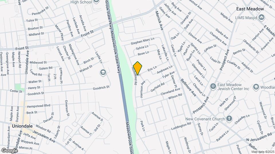 571 Richmond Rd Map and Location Details