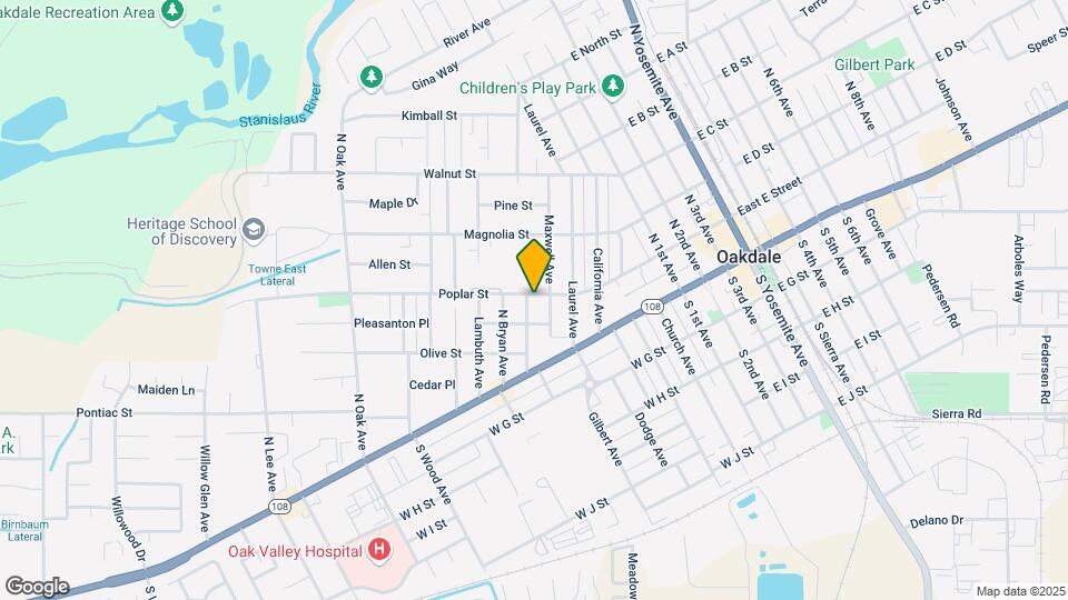 621 Poplar St Map and Location Details