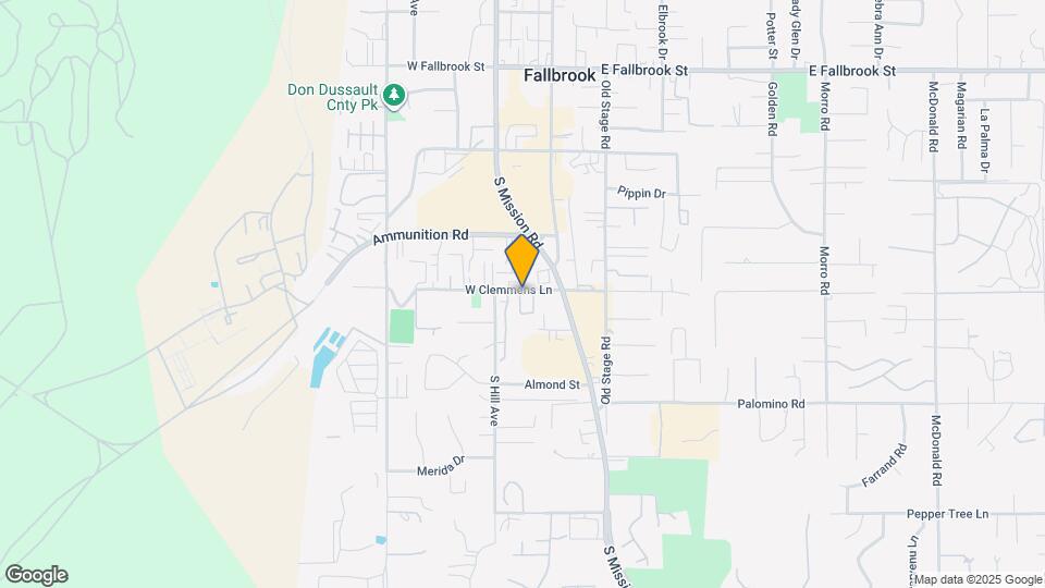 Casa Loma Apartments and Nearby Fallbrook Apartments For Rent