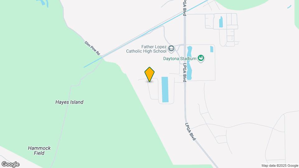 370 Crestwind Dr Map and Location Details