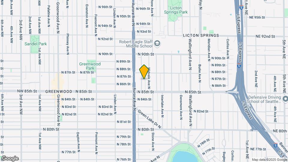 8530-A Nesbit Ave N Mapa y Detalles de la Ubicación