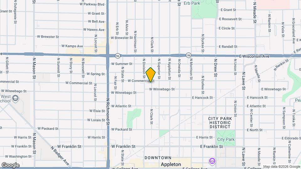 915 N Clark St Mapa y Detalles de la Ubicación