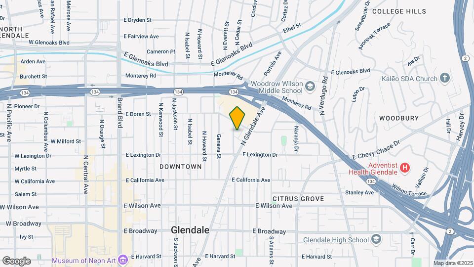 506 N Everett St Mapa y Detalles de la Ubicación